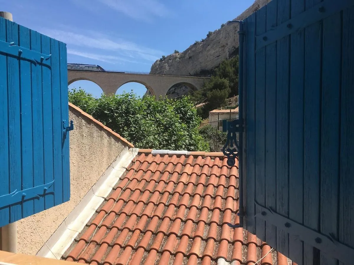 Holiday home Cabanon Dans La Calanque De La Vesse Villa Le Rove France