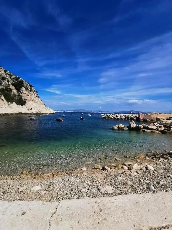 Cabanon Dans La Calanque De La Vesse Villa Le Rove 0*,  France